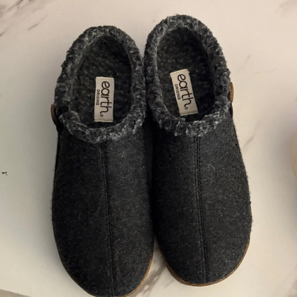 Earth Origins Woman’s Charcoal Slippers - Picture 2 of 8